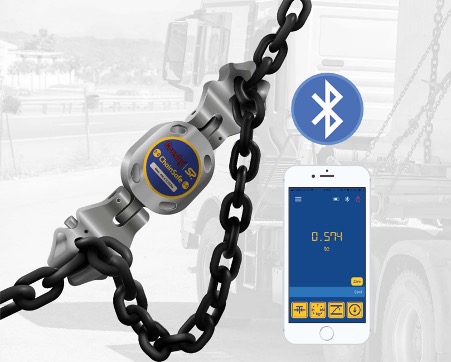 CranesToday's tweet image. The Crosby Group has launched the Crosby Straightpoint ChainSafe for measuring forces up to four tonnes in lashing and lifting applications. Read the full story here: bit.ly/3pL7SZA 
#CrosbyGroup #chainsafe  #liftingsafety  #loadsecurement