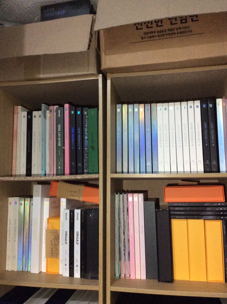 Starliight_PH's tweet photo. free album !
- random album (with poster)
- follow us and @SLPHUPDATES 
- like and rt
-onhand https://t.co/inL6yZ2F10