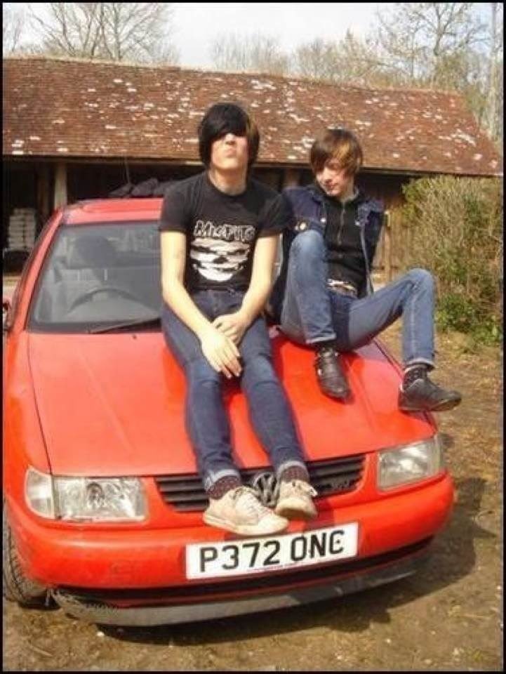 bring me the horizon / various, 2004.