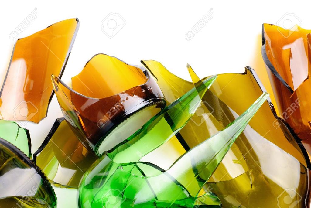 Glassland_Inc's tweet photo. How do you deal with broken glass, unused winebottles or other waste glasses? Throw them into the dust bin or pit latrine? 

Do not, anymore!

Were turn  waste glass into durable materials, and all along support #Rwanda's drive to adopt circular economies. 

Reach out to us today https://t.co/wBgMTN7aDO