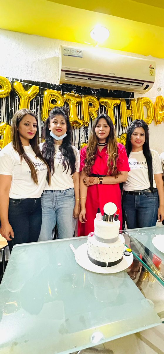 Megrisoft's tweet photo. Megrisoft staff celebrate birthday of Aprajita Kohli Director Megrisoft #megrisoft #megrians https://t.co/bBJTcbpcl9