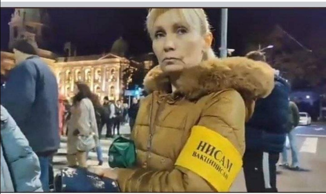 FCmv3f_WUAUrV1Y?format=jpg&name=medium