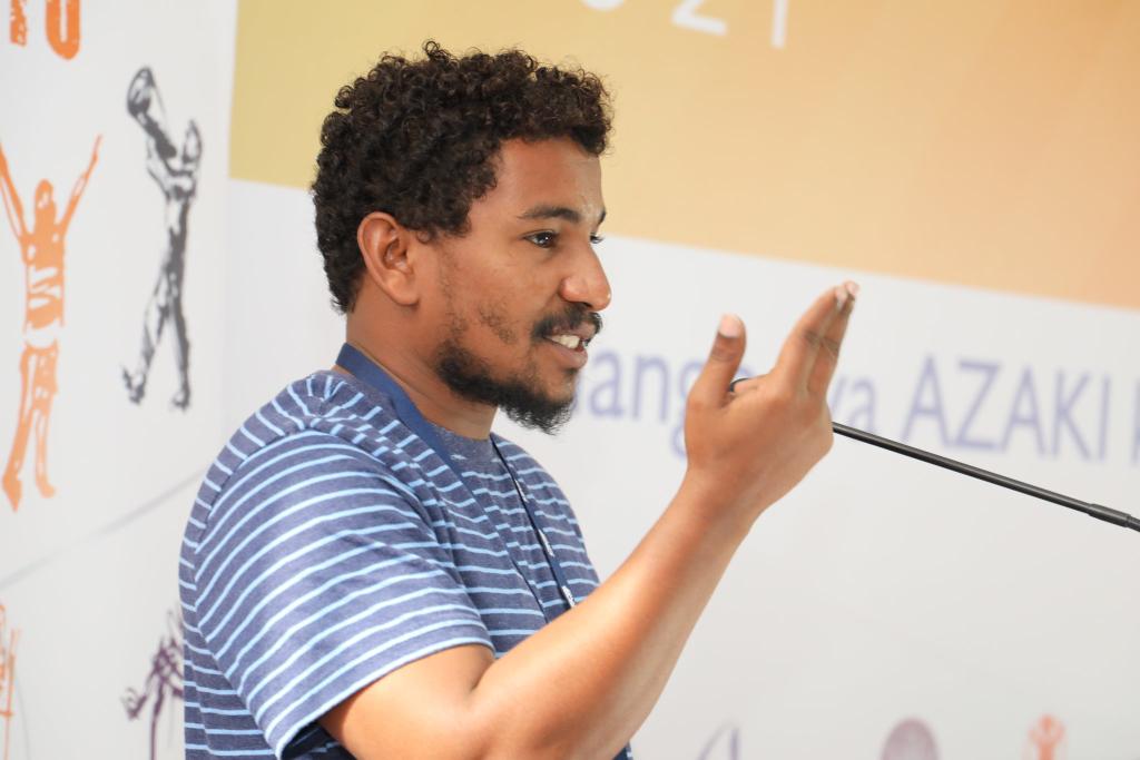 Happie_Thom's tweet image. It is not always about money. Waandishi tunaumia sana kuona Azaki wanadhani waandishi lazima walipwe pesa ili habari zao ziandikwe. Si kweli.  - @ThatBoyKhalifax 
#CSOWeek2021 
#ChangeNiSisi