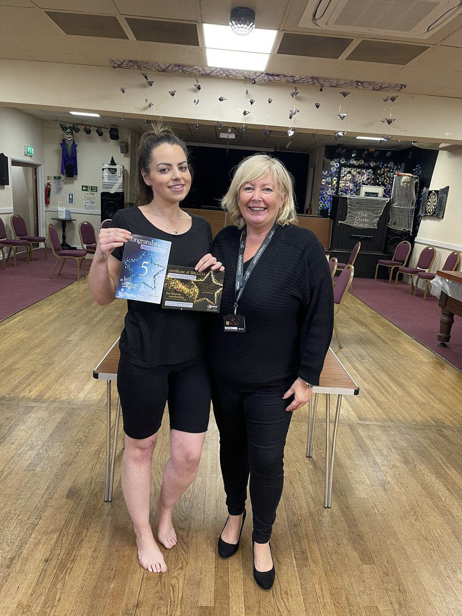 Beccalmiller92's tweet photo. Thank you so much Sharon Heaps for helping and supporting me over the last 1.5 year, to get to my target weight and losing 5 STONE today🎉🎉 

I never thought I would be able to do it but here I am and I am so bloody proud of myself….💪🏻🙋🏻‍♀️💪🏻🙋🏻‍♀️ @SlimmingWorld #slimmingworld https://t.co/V6OqJX2ZZq