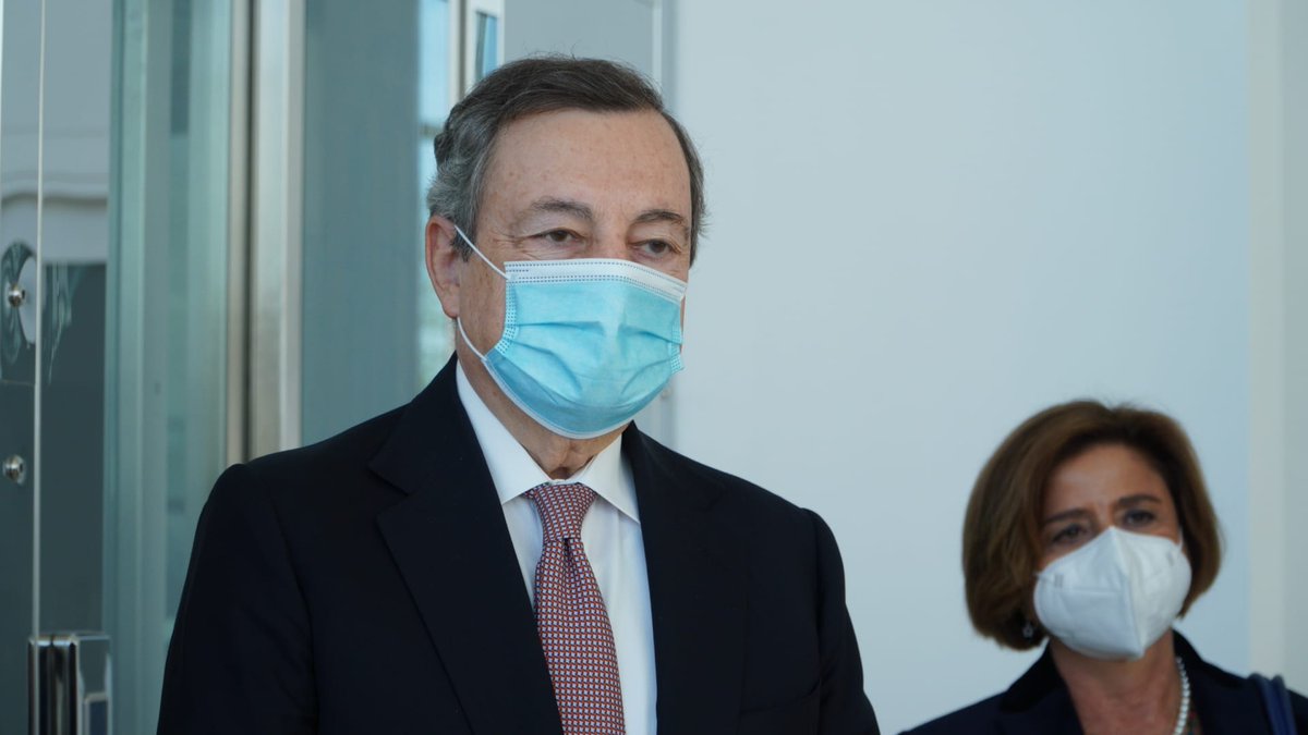 RegionePuglia's tweet photo. Il Presidente del Consiglio #MarioDraghi oggi in visita allo stabilimento #Masmec @MasmecSpa di #Modugno.
@micheleemiliano "Esempio concreto di come la @RegionePuglia abbia puntato a settori innovativi della produzione".
โก๏ธ https://t.co/YYxw20Rao8 https://t.co/zVP69moBFP