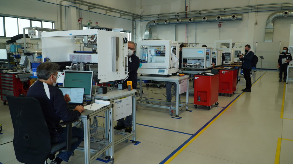 RegionePuglia's tweet photo. Il Presidente del Consiglio #MarioDraghi oggi in visita allo stabilimento #Masmec @MasmecSpa di #Modugno.
@micheleemiliano "Esempio concreto di come la @RegionePuglia abbia puntato a settori innovativi della produzione".
โก๏ธ https://t.co/YYxw20Rao8 https://t.co/zVP69moBFP