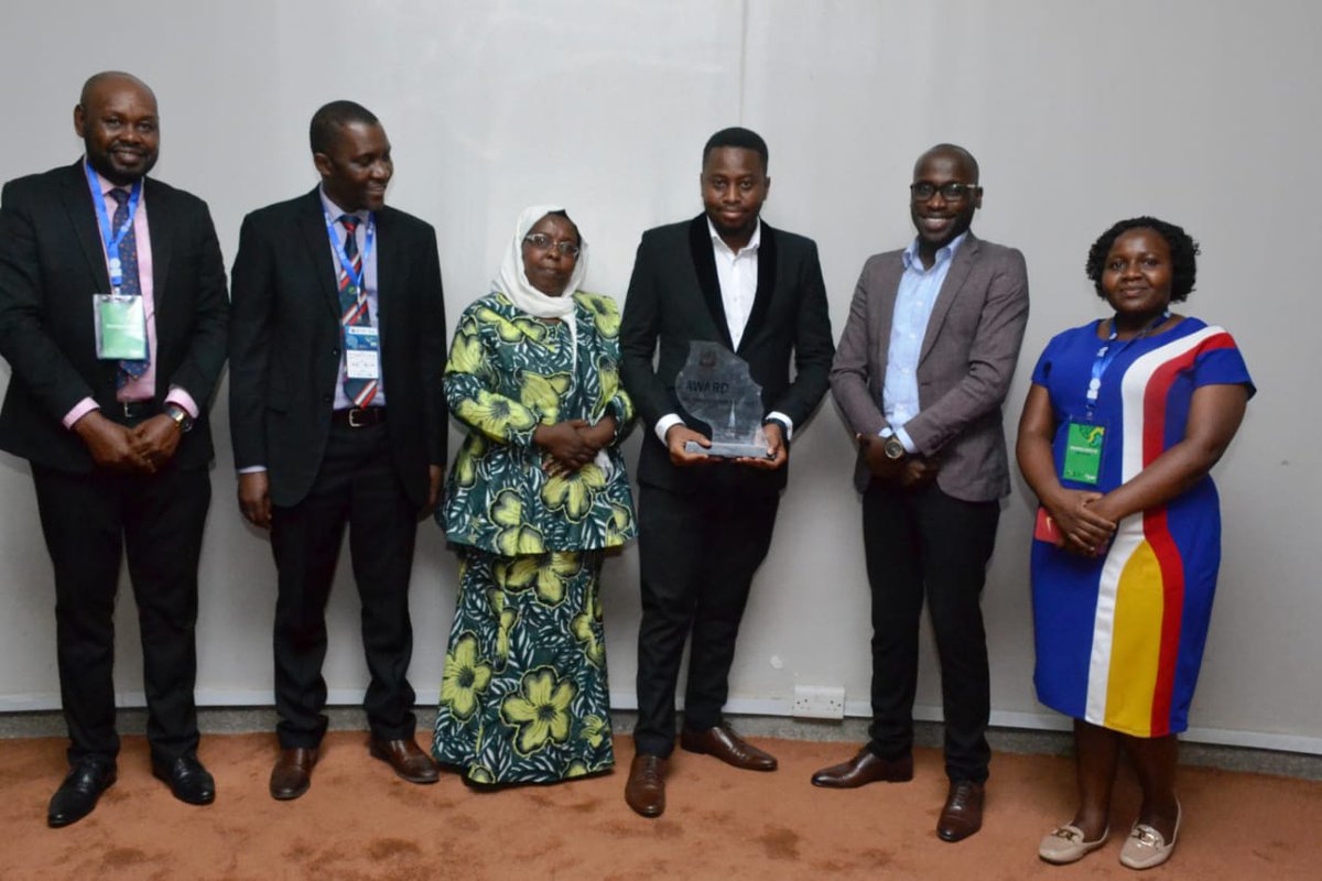 AbsaTanzania's tweet photo. Absa has been awarded as the BEST FINANCIAL INSTITUTION USING ICT. We gratefully appreciate the support from our customers and for continuing trusting our bank.
#ICTAwards2021 
#TAIC2021
#ThisIsAfricanacity
#ThisIsAbsa https://t.co/h9EAigQiNe