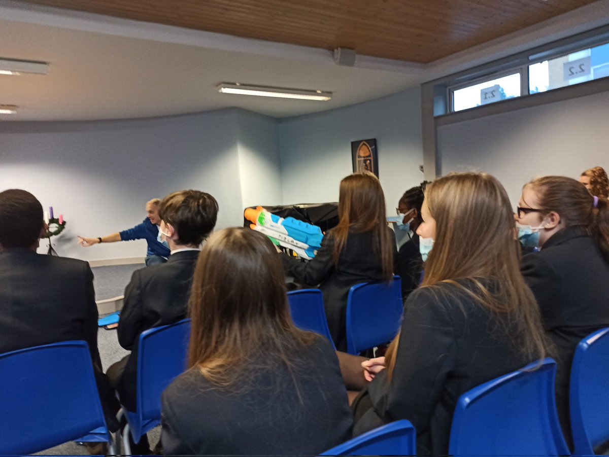 MissShawGeo's tweet photo. Thank you to @PlatformGlasgow for their performance and discussions on Climate Change with some our S2's in the run up to COP26. 👏🌍 https://t.co/qK5G2Srw2y
