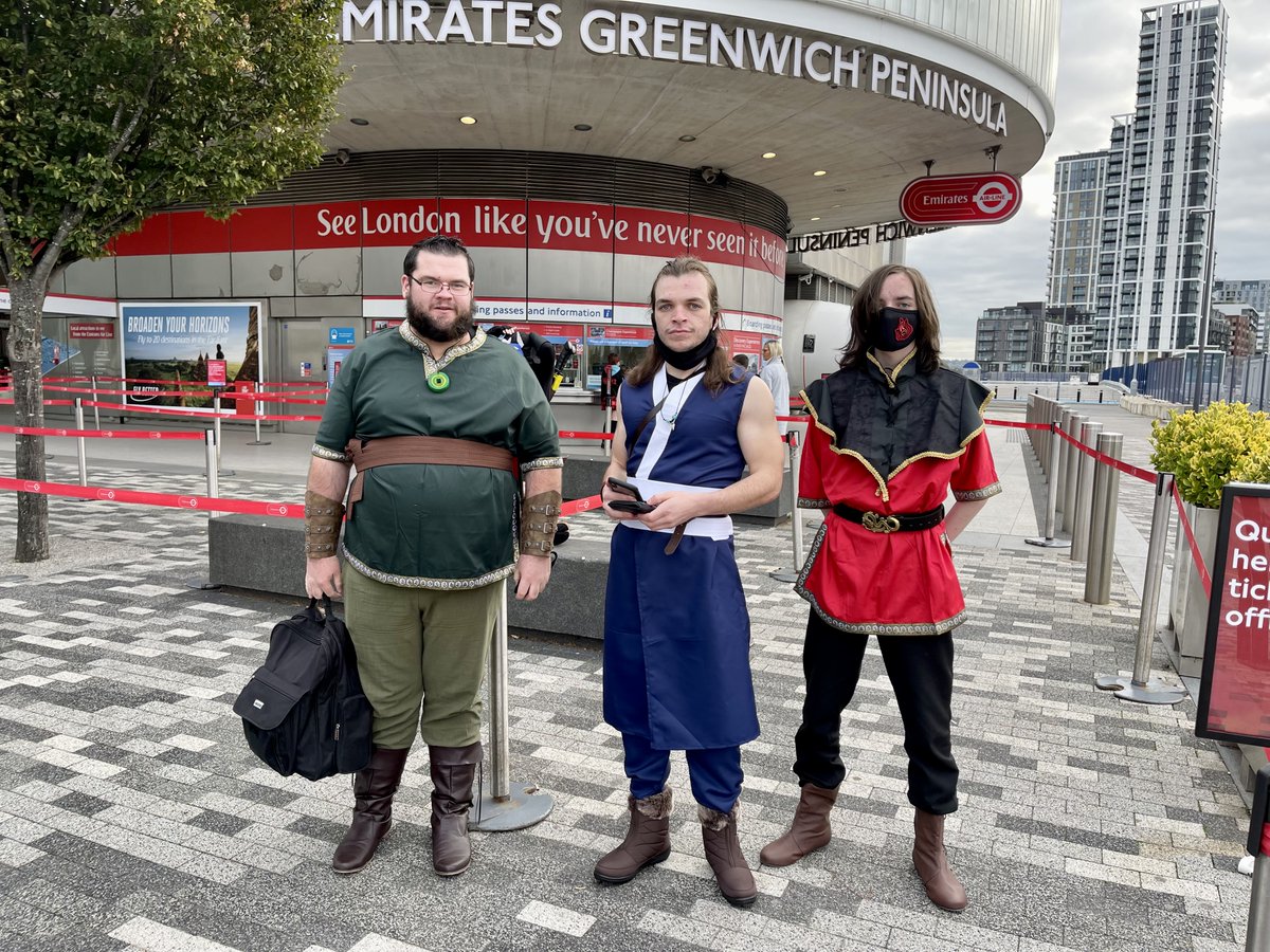 Some of our favourite outfits by customers travelling on the Emirates Air Line cable car 🚡 to MCM Comic Con

Can you guess the outfit? 🤪