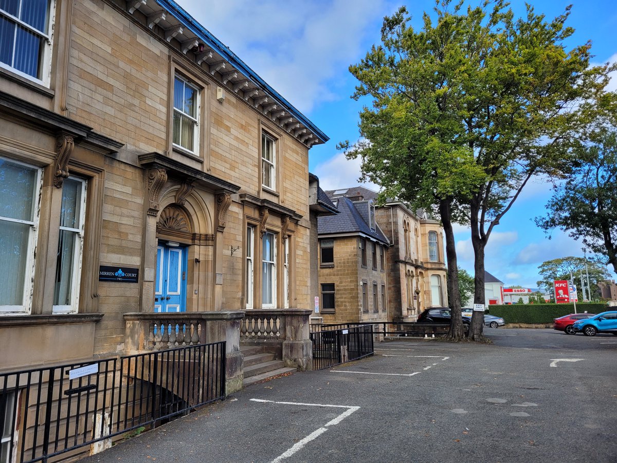 DPGroup_UK's tweet photo. The large office space for let in Mirren Court, Renfrew Road, Paisley. Perfect as a call centre. Please contact us on 0141 843 4211 to discuss. #officestolet #officespace #studiospace #paisley #affordableofficespace https://t.co/ubikkLxq7P