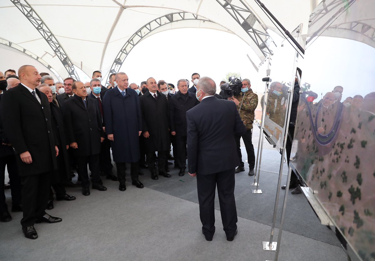 tcbestepe's tweet photo. Cumhurbaşkanı @RTErdogan, Azerbaycan Cumhurbaşkanı Aliyev ile birlikte Ahmetbeyli-Füzuli-Şuşa ve Ahmetbeyli-Horadiz-Mincivan-Ağbend Kara Yolu’nun temel atma törenine katıldı. https://t.co/bClO26jnbh