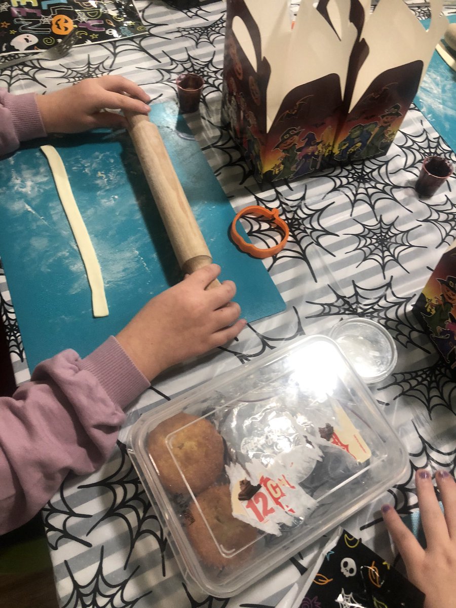 childrensuni's tweet photo. Thank you Sarah at Cook stars for planning such a wonderful morning for us. We have made so many spooky treats. https://t.co/XNJzCVMB6Z