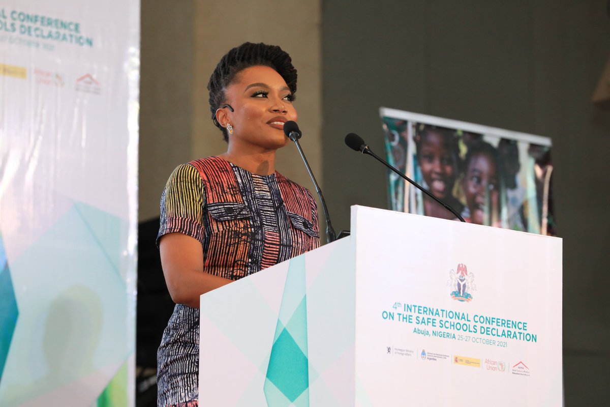 GCPEAtweets's tweet photo. Nigerian journalist and television host of CNN African Voices @aritokpo as the Master of Ceremonies at the #AbujaConference #FourthIntlConferenceonSSD https://t.co/5LKGYL05WP