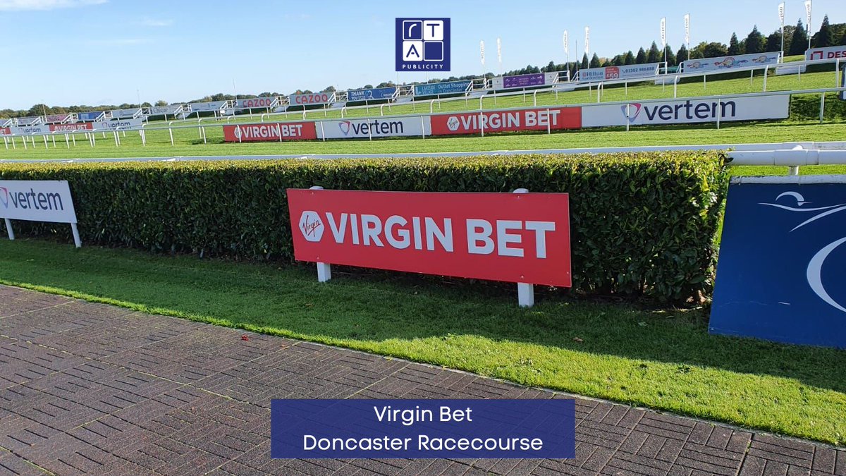 RTApublicity's tweet photo. It was a busy #weekend for RTA Publicity, with crews at Doncaster, Cheltenham, Newbury, Aintree and Wincanton!

Did you catch our #branded signage at the various racecourses📍

More #pictures from our past events here ⬇️

https://t.co/CmFXlCN6Bk https://t.co/hqvdE4HLkg