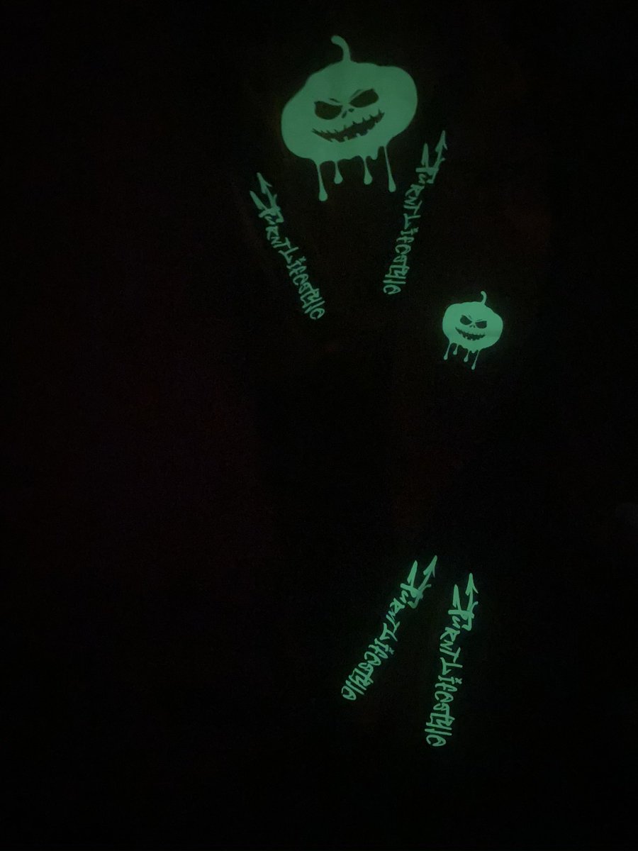 turnt2x's tweet photo. 2TURNTLIFESTYLE HALLOWEEN “PUMPKIN GLO”  TRACKSUITS ARE AVAILABLE NOW S-XL ONLY FOR THE MONTH OF OCTOBER !!!!! https://t.co/zvi0BLmw66