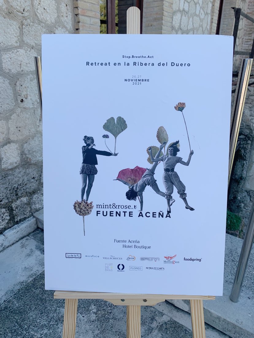 LaChicaDeLaCiudad tweet media