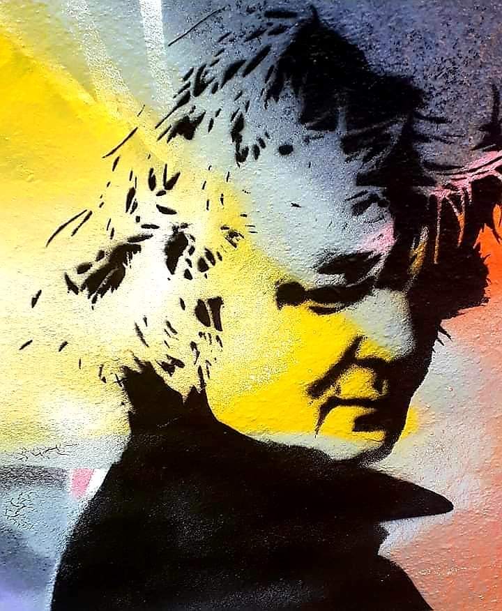 PatrickFavrel's tweet photo. #StreetArt in #Paris 13th #Lavomatic #Higelin https://t.co/9cJn0jWLn1
