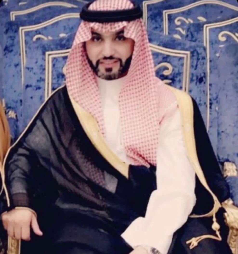 SaudiDecisions's tweet photo. مجلس الوزراء:
تعيين مسلّم بن محمد بن مطر ابوثنين على وظيفة (أمير الفوج الحادي عشر) بالمرتبة (الخامسة عشرة) بوزارة الحرس الوطني.. https://t.co/U2XGa8Wvad