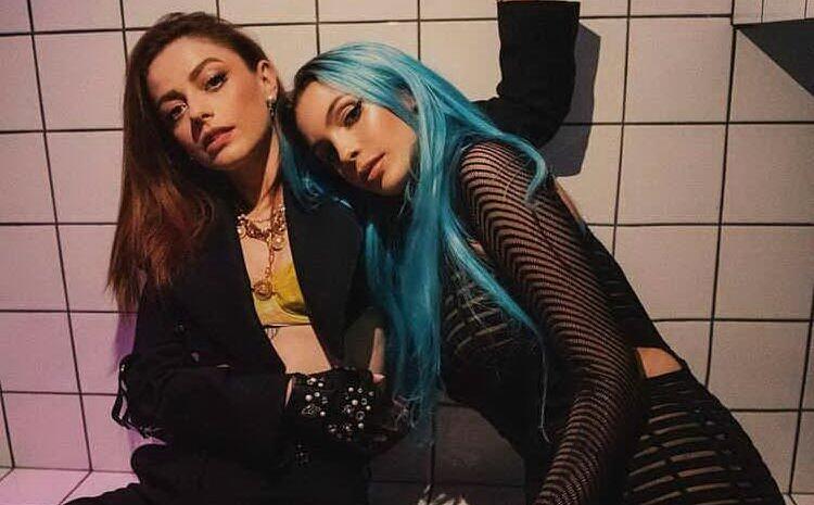 RadioAirplay_it's tweet photo. #evapiรนeva di @NaliOfficial e @iamrosevillain sale in #Top30 nell'#airplay #midweek #chart (Week 43.2021)
โข#OnAir su 203 #radio italiane!
Dati #radiomonitor https://t.co/yIDBRzAWos