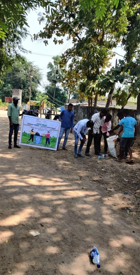 NykWarangal's tweet photo. Cleanliness is the only solution to stay away from diseases.

#CleanIndia
#SwachhaBharat
#AzadiKaAmritMahotsav
#CleanIndia #swachbharat #cleanindiamission #garbage #noplasticwaste #noplastic #removeplastic https://t.co/gvmHqwE2nG