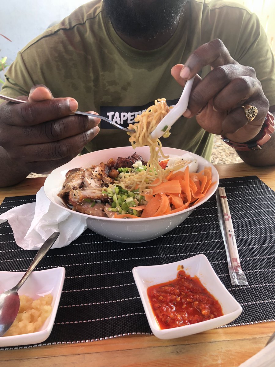EatAtEssis's tweet photo. Isn't the weekend here yet?? 😅
Tap link in bio to order a steaming bowl of Ramen!
#eatatessis #essis https://t.co/0WqAEei6Tm