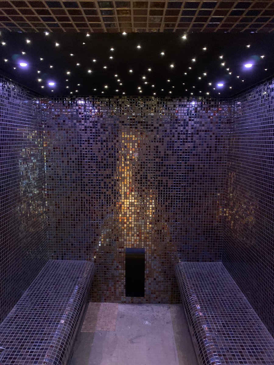 PoolsSmart's tweet image. Recently completed this beautiful Steam Room with twinkly lights in the ceiling for the extra “WOW” #steamroom #swimmingpoolconstruction