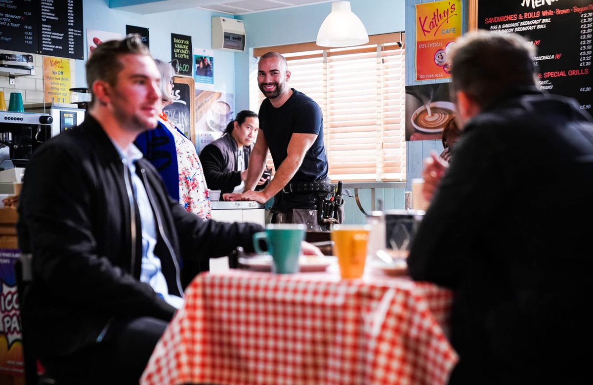 So, my theory on the new spoiler: Ben’s old flame is clearly a builder of some kind (hence the toolbelt) right? Possibly in the middle of a job in these pics? So he’s given Ben a good deal to do up a flat for him and Callum, but Ben is keeping it a surprise for Callum, naturally.