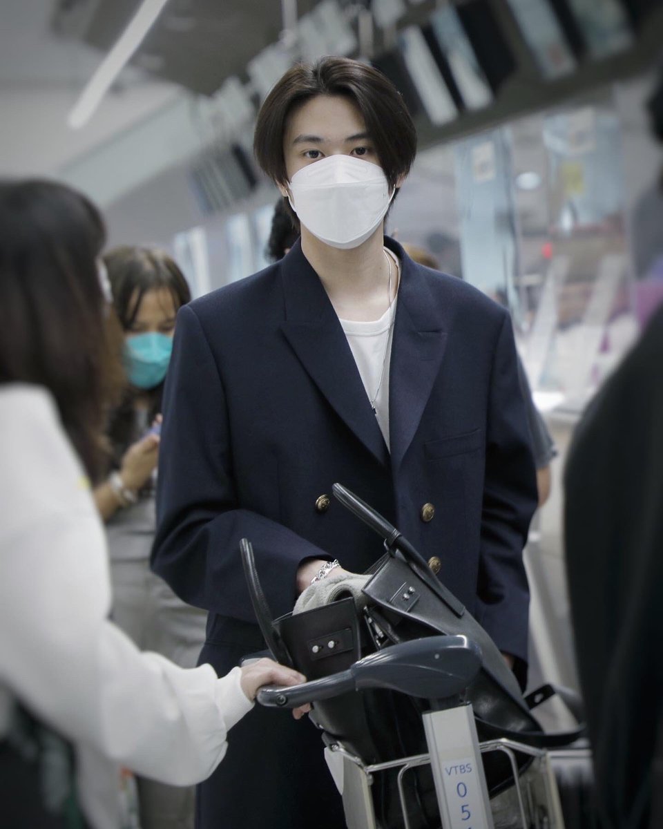 sivk_'s tweet photo. แจ๊คกี้รูปนี้หล่อมาก จังหวะตกหลุมรัก อยากให้เป็นพระเอกสักเรื่องจัง ;-; https://t.co/H9bFcY1xlf