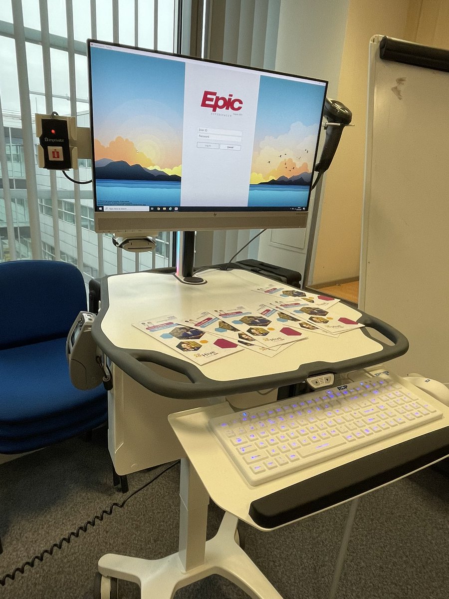 MftTeresa's tweet photo. First time have it up close with the workstation in future HiveπBadge reader on the left to take you straight in.. Barcode scanner on top right.. Label print on bottom left, and much moreπ letβs explore together @MFT_SMH Seminar Room 1a, 6th floor. #HiveisComing @MFT_HIVE ππ https://t.co/T8KOlhHM7V