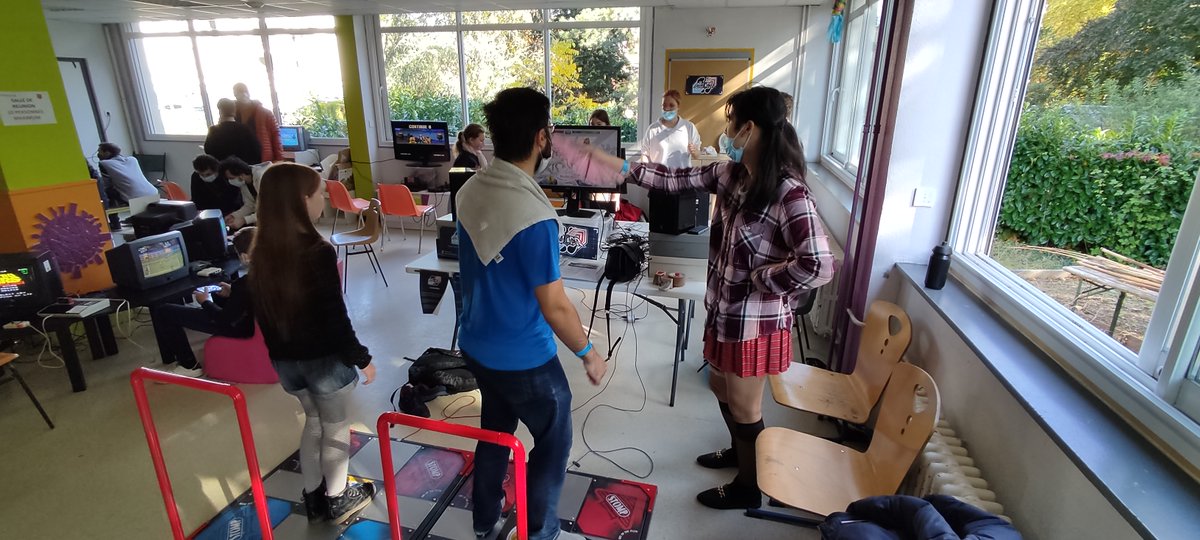 Hello @MEA_SDVX.
On behalf of the whole team of the "#Embarcadère" of #Thoissey, we thank you for coming, during your free time, to the small event of our MJC (house of young people and culture) "the Japan Fest", which took place last October 23.
Hope you enjoyed this day.