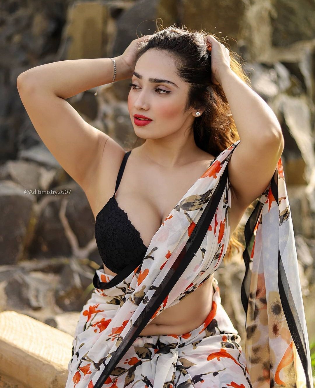 Aditi Mistry💫 on X: Follow Me Please❤️ t.couZbuQ5d7ZR  X