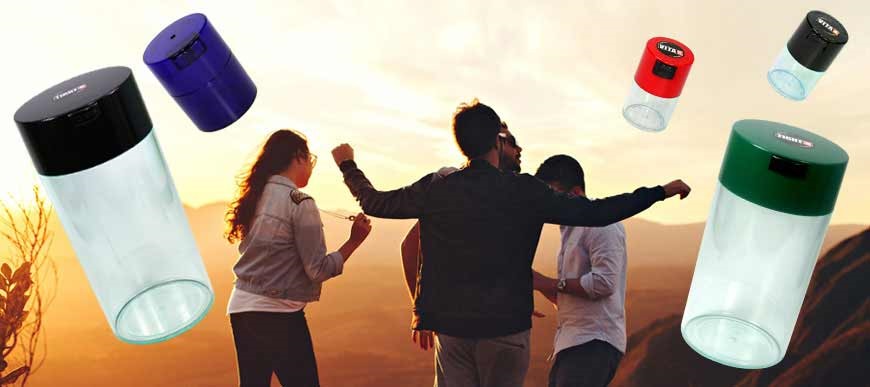 tightpac's tweet image. If you are looking for the super strong and durable plastic bags, then you need to buy gold bags of Tightpac. For more details visit our website: tightpac.com

#tightpac #airtight #containers #blunt #storage #smokeaccessories #cannabisgear #cannabiscommunity