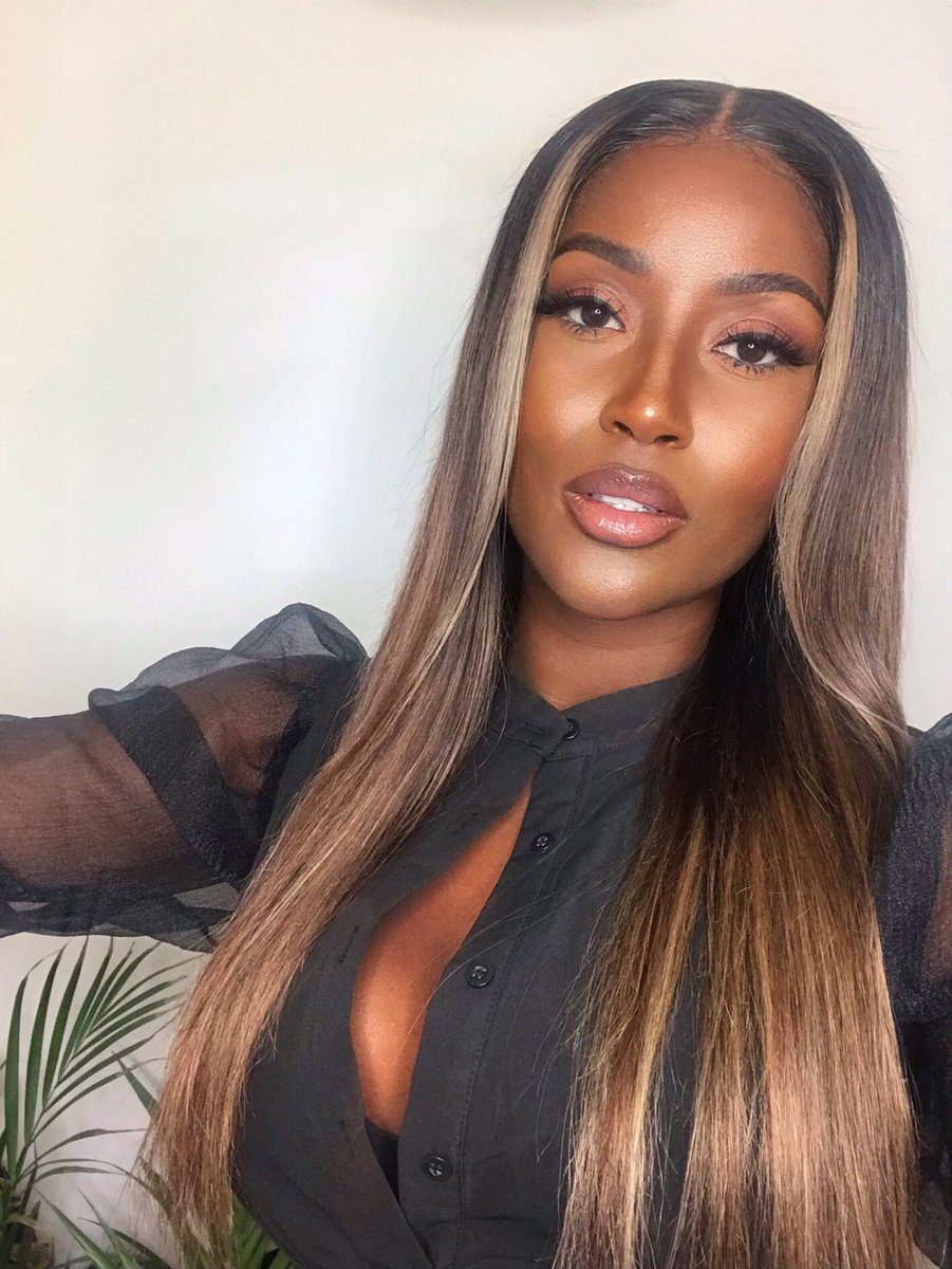 thewigbarlondon's tweet photo. Lace replacement + Highlights is really a supreme combo when you want that high level wig revamp 🙌🏾 https://t.co/yxgkE03Wwp