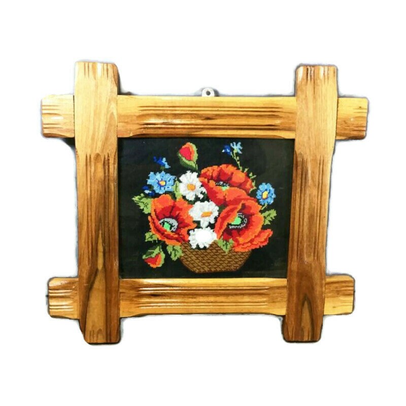 JunkYardBlonde's tweet photo. Vintage Framed Hand Stitched Floral Needlepoint, 22 x 19, Wood Framed Floral Embroidery https://t.co/Em49j6iaJL #JunkYardBlonde #Etsysellsvintage #Gotvintage #FramedNeedlework https://t.co/7VWXthZvEs