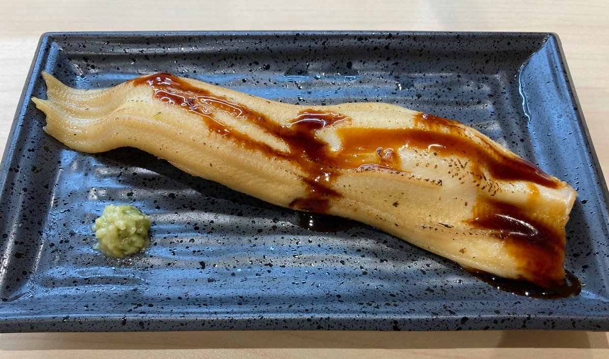 はま寿司 公式 活 〆 一 本 上 あ な ご っていうくらい長くて迫力あります ふわふわの穴子の下にはシャリが2貫隠れているんですよ はま寿司 活〆一本上穴子 はまい はま寿司 公式 活 〆 一 本 上 あ な ご っていうくらい長くて迫力あります ふわふわの穴子の下にはシャリが2貫隠れているんですよ はま寿司 活〆一本上穴子 はまい