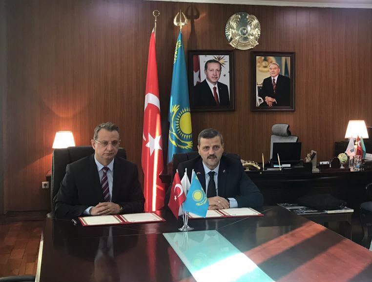 🔵Üniversitemiz ile Hoca Ahmet Yesevi Uluslararası Türk-Kazak Üniversitesi Arasında İş Birliği Protokolü ve Erasmus+ Anlaşması Yeniden İmzalandı

Haberin devamı
▶️gazi.edu.tr/view/GetMainNe…

<a href="/AhmetYeseviUni/">Ahmet Yesevi Üniversitesi</a> 

#GaziÜniversitesi
#GaziÜniversitesi95Yaşında