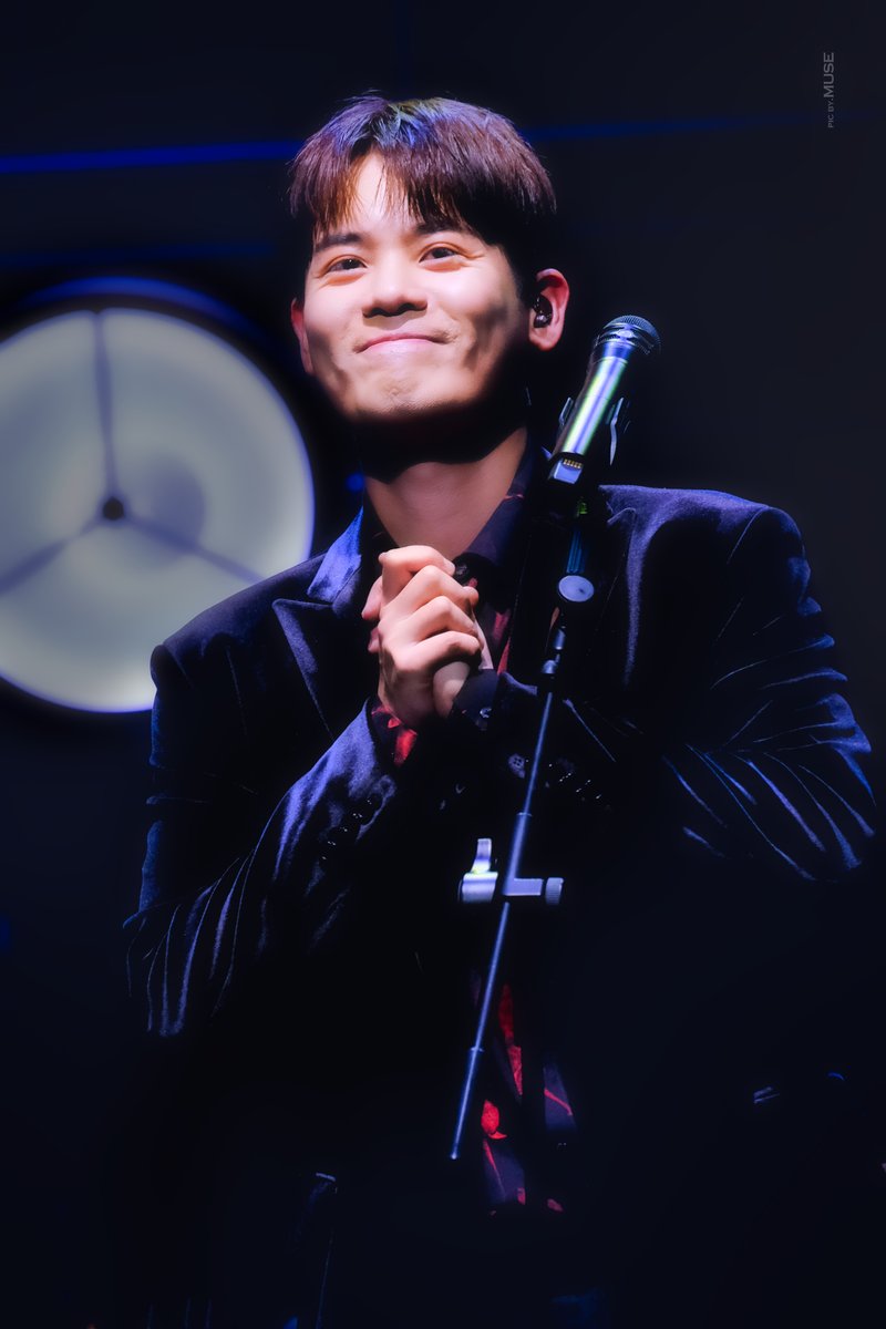 picby_MUSE's tweet photo. 211023_THE SHOW in BUSAN: YOU CHAEHOON ＆ LA VENTANA #라포엠 #LAPOEM #유채훈 

오늘도 저희 당근농장을 찾아주셔서 감사합니다🐰🥕
뽀둥하고소듕한채후니🥰🥰🥰 https://t.co/shqJPNA7wH