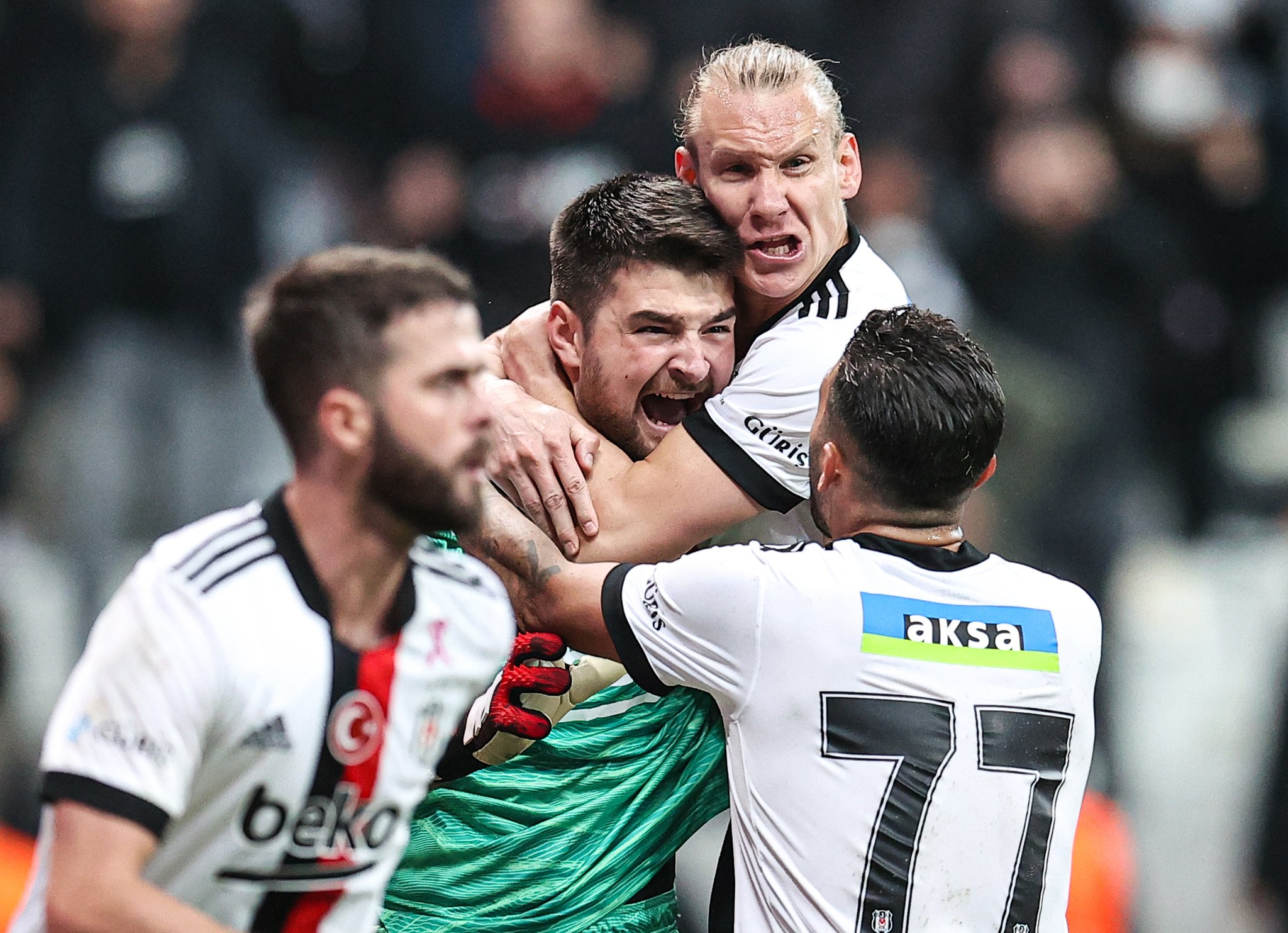 Besiktas Beat Galatasaray