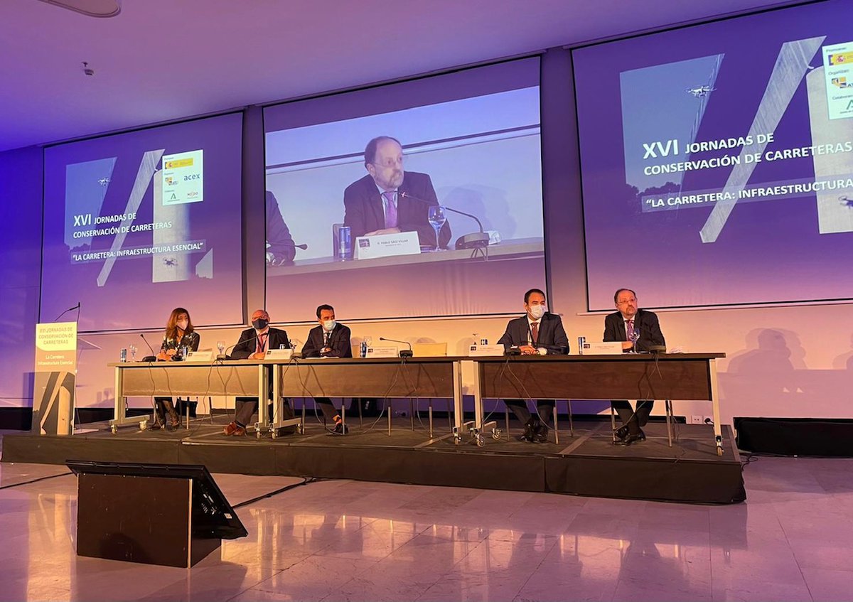 acex_asociacion's tweet photo. @JPabloSaez si hoy se avanza en un modelo de financiación de carreteras no presupuestario, dicho modelo debe incluir el conjunto de TODAS las redes de carreteras #JTCoex2021ATC #Sevilla #Carreteras #infraestructuras https://t.co/OL41lcHYsc