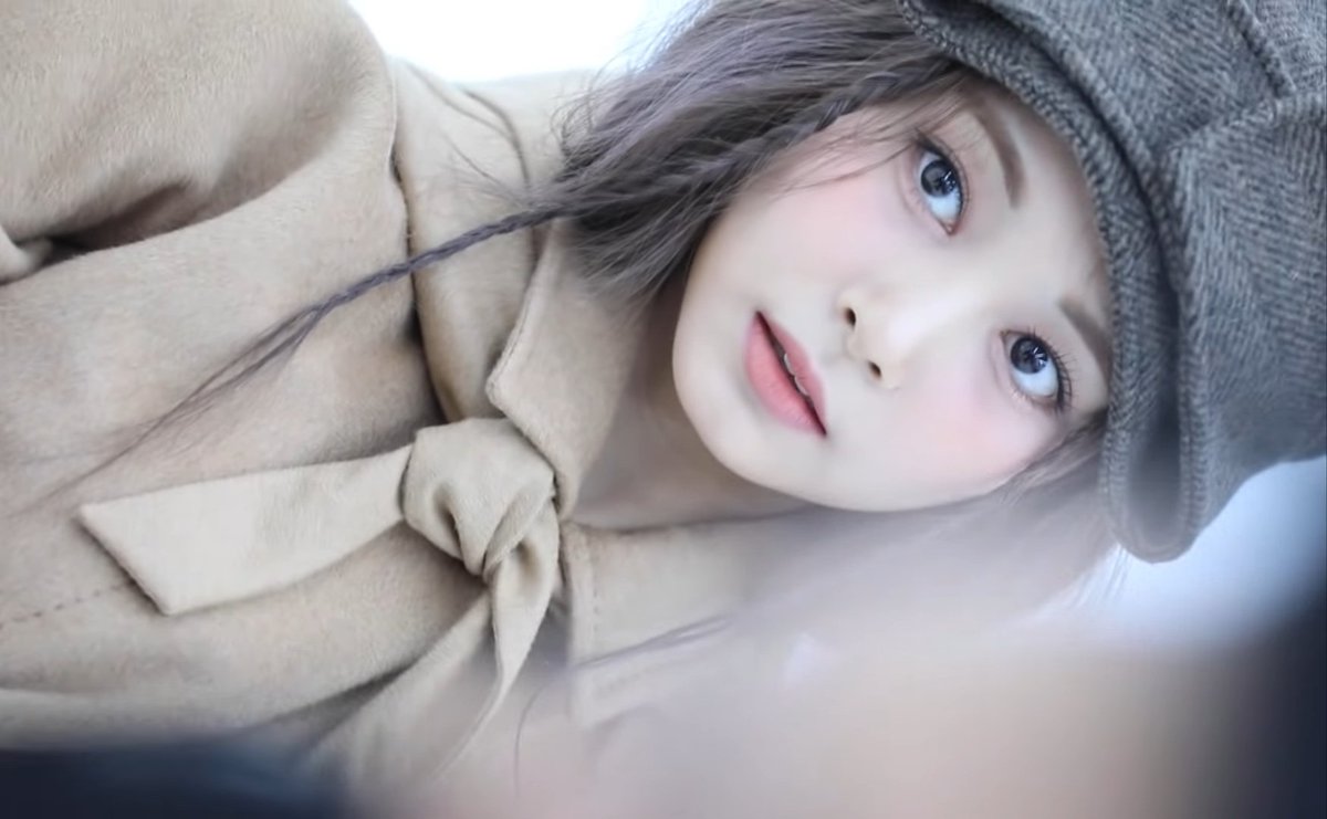 avtzuyu's tweet photo. she is not real

#TZUYUxLOFFICIEL #TZUYU https://t.co/o0jX2k9AaC