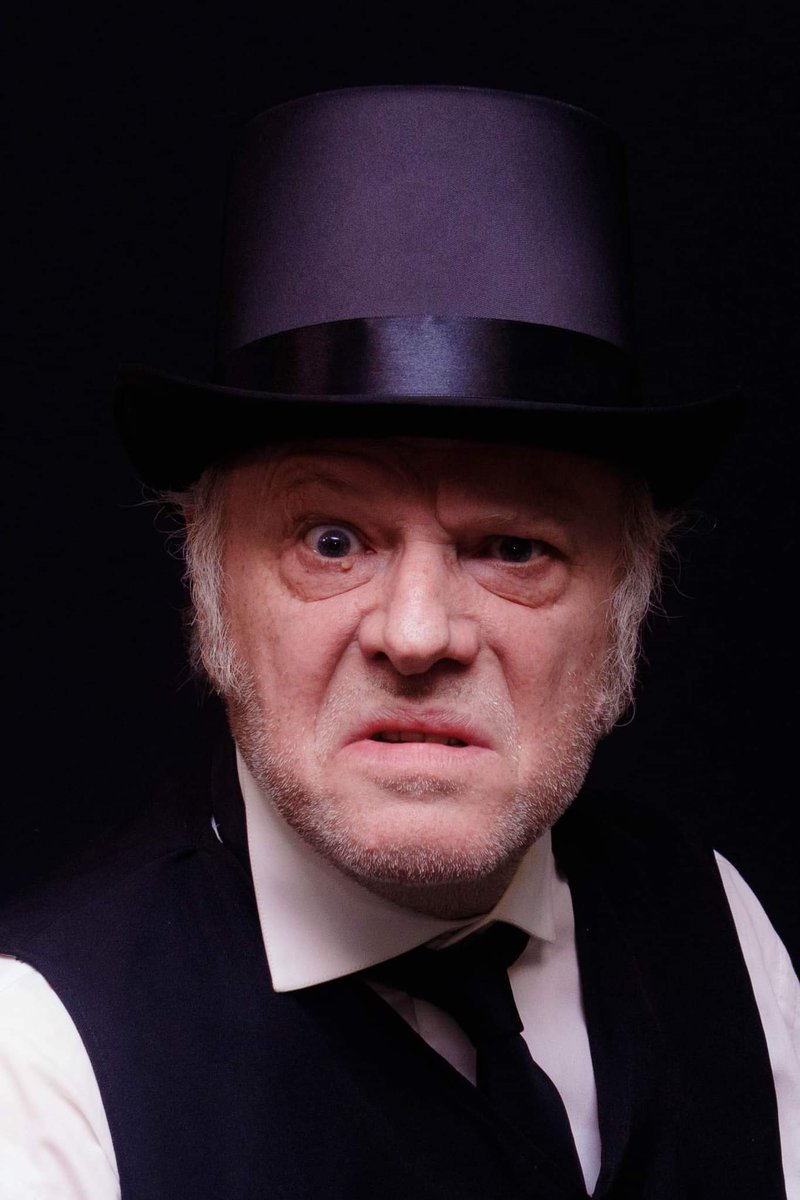 ovation_radio's tweet photo. Our first guest in the studio is Scrooge himself Les Cannonfrom @SODSOfficial up coming production of Scrooge! This Thursday 8-10pm on 104.4fm or anywhere via the CCR 104.4 app! @ChelmsfordCR #allthingstheatre #allthingsscrooge #musicaltheatre #musicalobsessed #ovationradio https://t.co/k980KkIxOZ