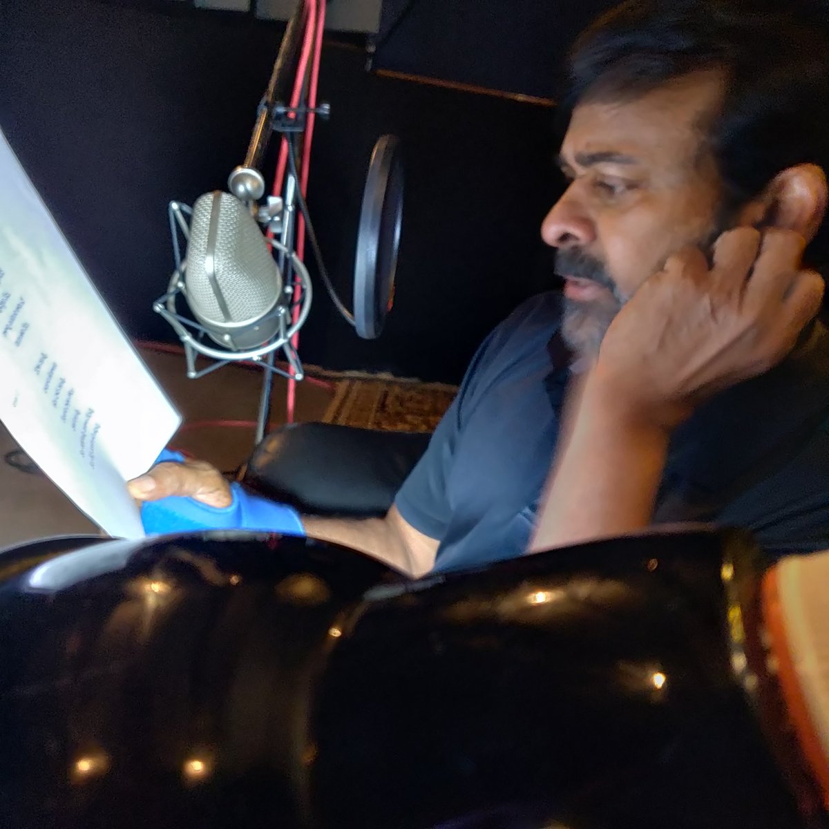 SLMediaOffl's tweet photo. Megastar #Chiranjeevi lends his voice for @director_kv's #Rangamarthanda. https://t.co/WXeSElfNPJ