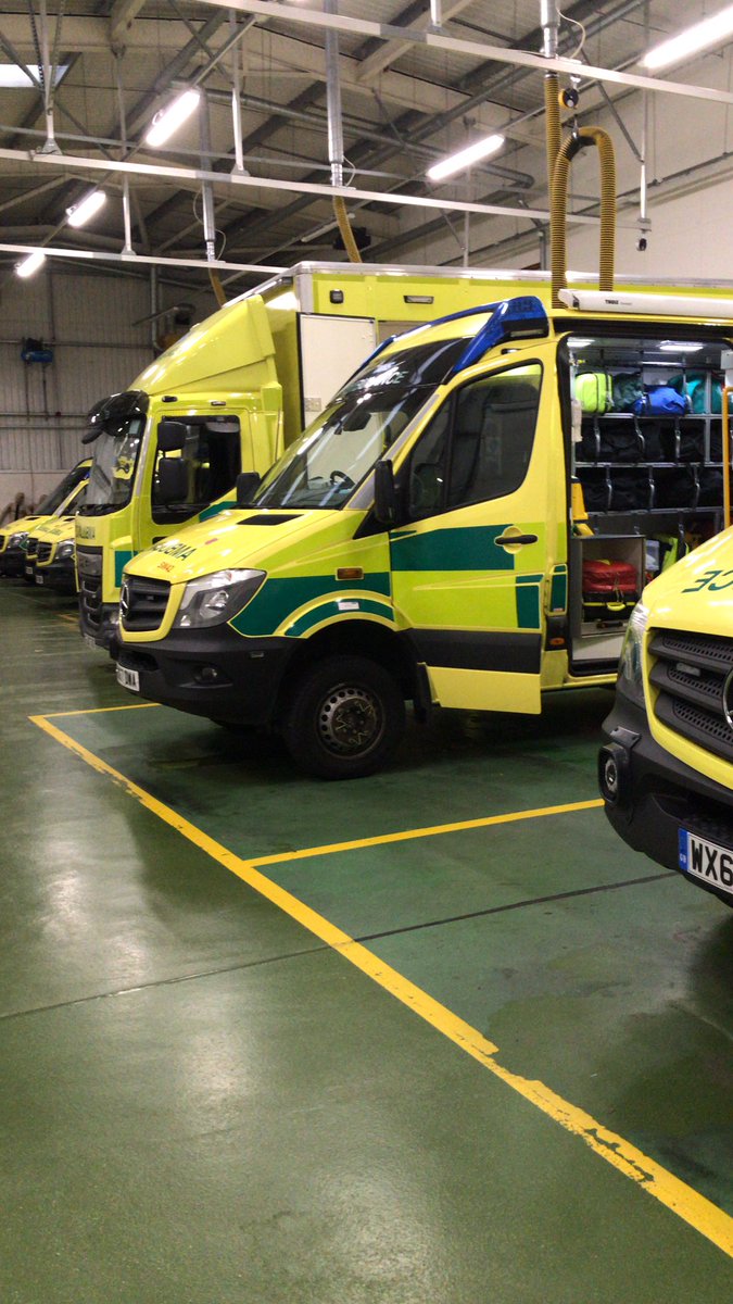 AFRSPatchway's tweet image. Thanks to Steph from @swasFT HART team for taking one of our crew through some essential trauma care training yesterday. Plenty to pass on to the rest of the station to keep our casualties safe and well