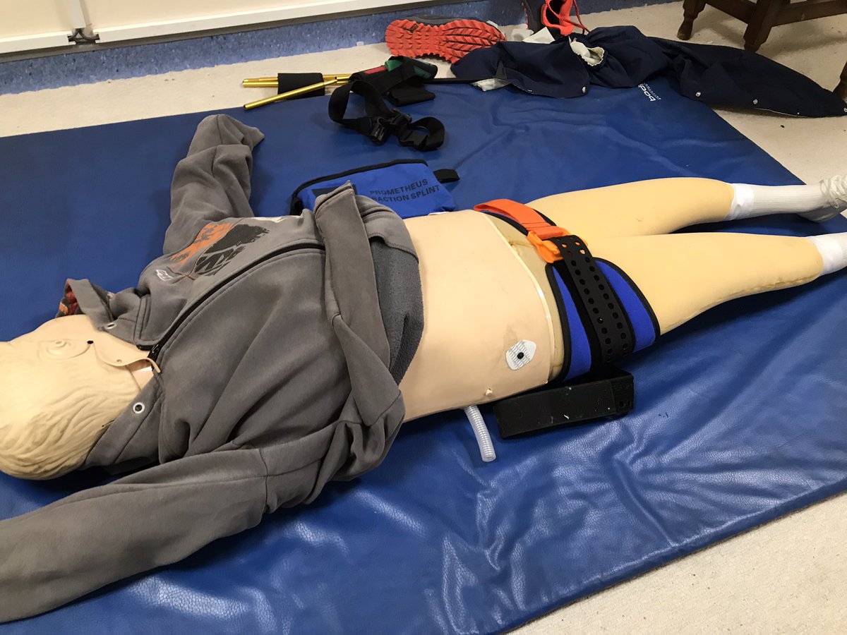 AFRSPatchway's tweet image. Thanks to Steph from @swasFT HART team for taking one of our crew through some essential trauma care training yesterday. Plenty to pass on to the rest of the station to keep our casualties safe and well