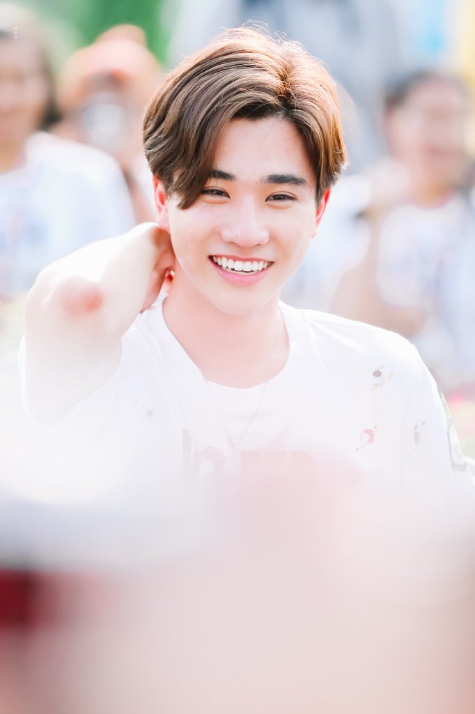 Falling in love with you has always been a proud thing. I want the world to know that my star is Perth. He is a warm man

#ที่เป็นเพิร์ธ
#PerthTanapon #KDPPE