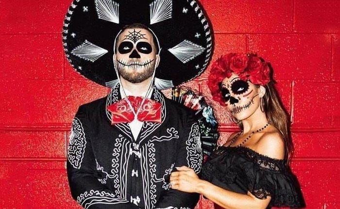 HALLOWEEN en pareja 🎃🎃
bit.ly/disfraz-hallow…

Te traemos algunas ideas DIY para un disfraz de Halloween en pareja 🥰

Divertidos, clásicos y con prenda que seguro tienes por casa. Añádeles algunos complementos, y ¡listo!

#happyhalloween #disfrazhalloween #merceria #costura