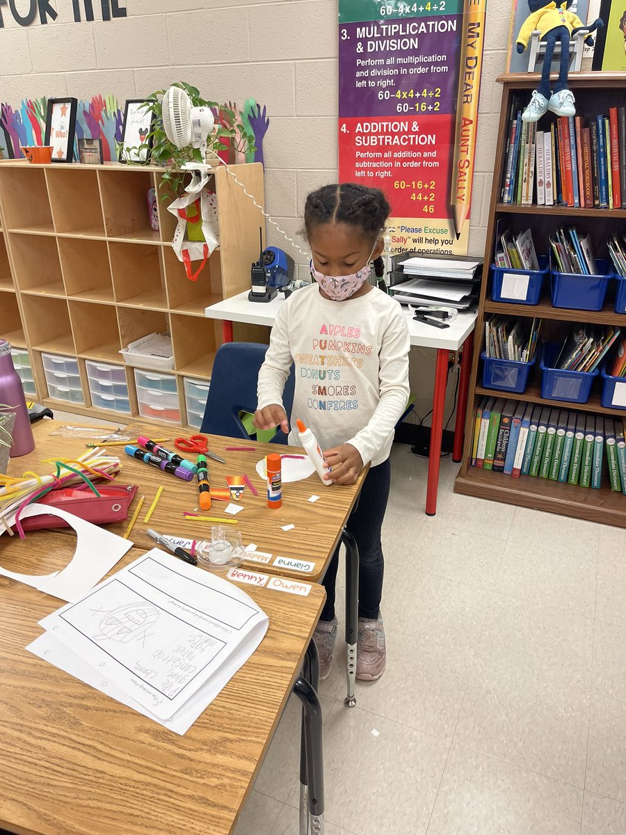 trishintarget's tweet photo. #Buildersatwork  #fabulousfirsties  #targetlife  #goingplaces #eastsideeaglepride  #lovetothinkhere https://t.co/ISn6ZTwxmP