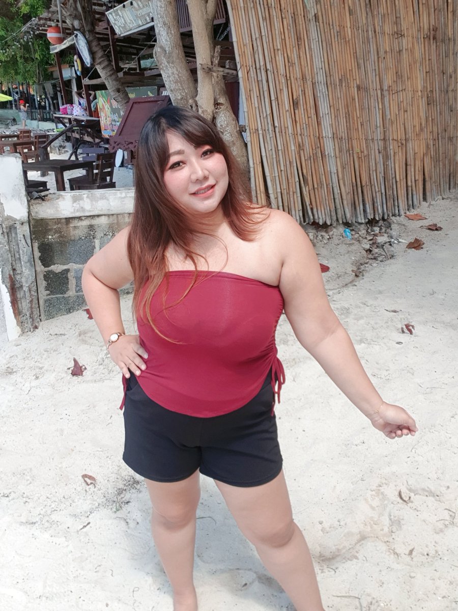 devilintheend23's tweet photo. ยังชอบทะเลอยู่มั้ย..หรือชอบเขาไปแล้ว😊

#สาวอวบ #สาวอ้วน #อวบ #อ้วน https://t.co/RXUM53Kzmr