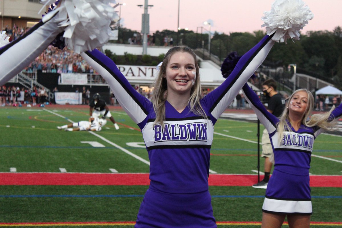 BaldwinHSCheer's tweet photo. Senior Rec. week continues with @kaylaadangelo &amp; @jbalaschak03 🎓 Julia is looking to study psychology &amp; Kayla is planning to be a nurse! These 2 love to cheer and have made some of their best friends in our program! We know they’re going to do amazing things in the future! 💜 https://t.co/LjhY92Hi6O