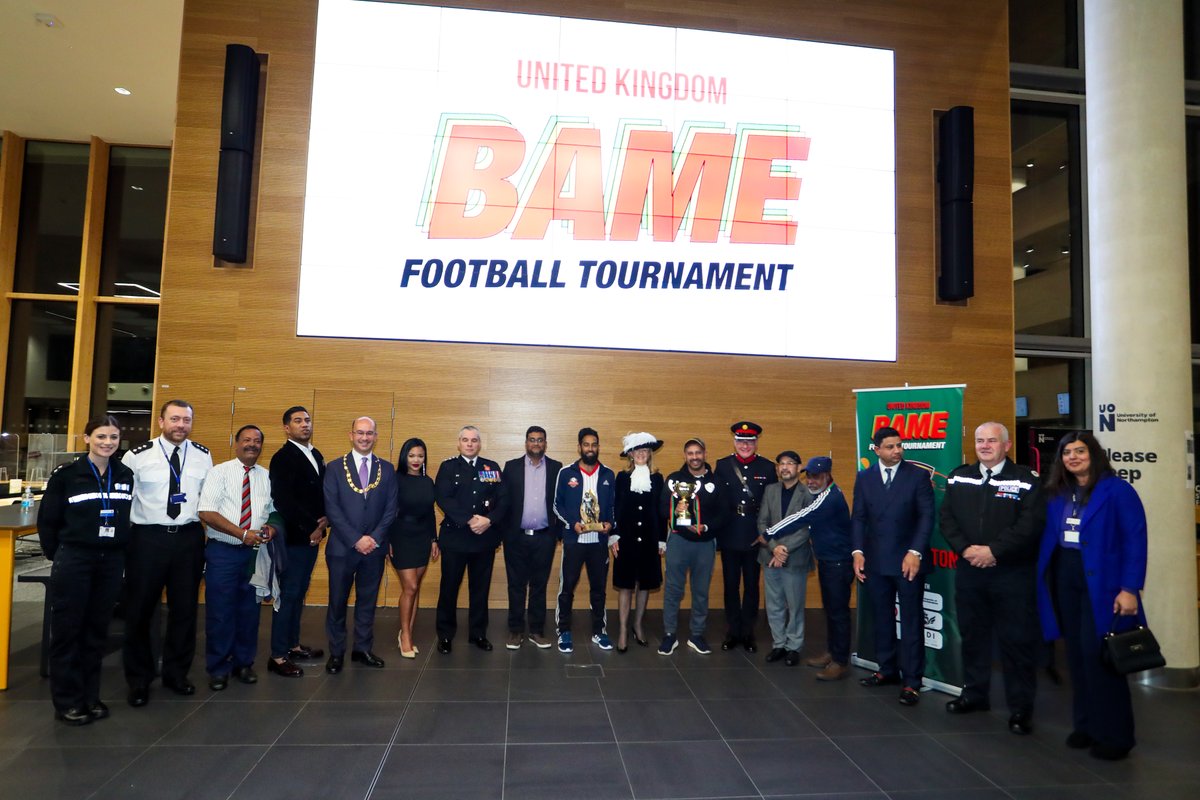 It was great to have our officers including @ACCBlatchly invited to the national B.A.M.E Footballers awards ceremony organised by local entrepreneur Naz Islam with the aim of integrating minority communities & raising money for an orphanage. Well done to all the teams.